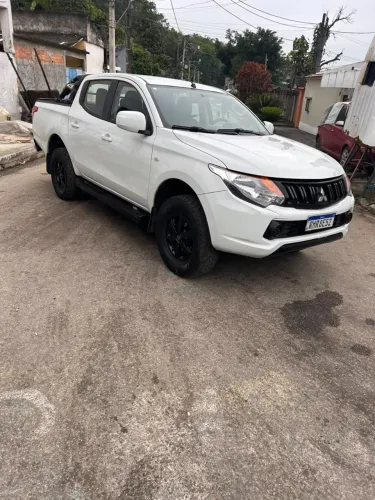Mitsubishi L200 Tri. Outd. GLX 2.4 CD 4X4 Die. MEC 2022