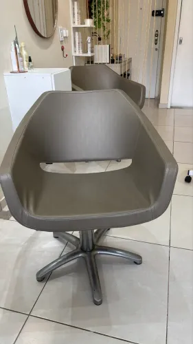 Cadeira de cabeleireiro Maletti