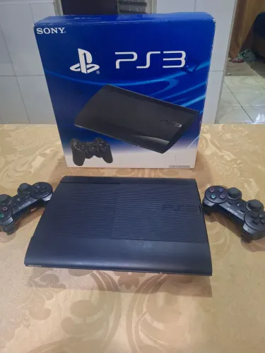 PS3 Super Slim 250GB IMPECÁVEL + CAIXA + 2 CONTROLES ORIGINAIS
