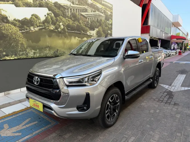 Toyota Hilux CD SRV 4X4 2.8 TDI Diesel Aut. 2024