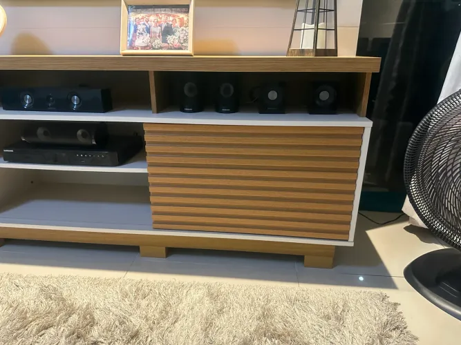 Painel Rack suporta TV até 60?