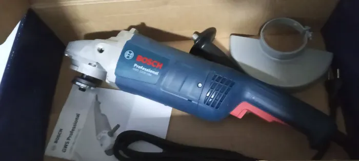 Lixadeira grande Bosch 2200w