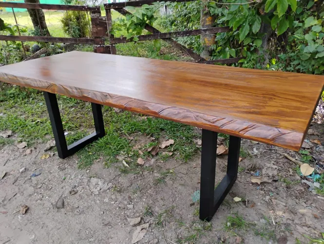 Mesa de madeira rústica até 10x