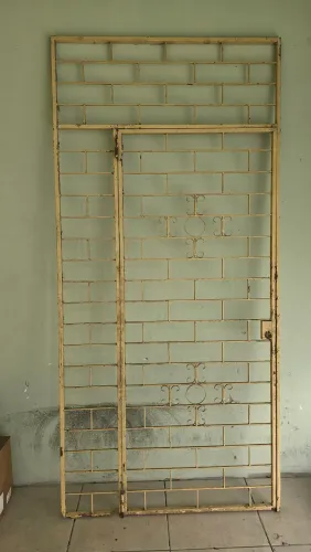 GRADE DE FERRO PARA CORREDOR OU PORTA