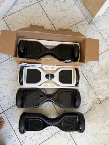 4 Hoverboards (BATERIAS COM DEFEITO) - Novos