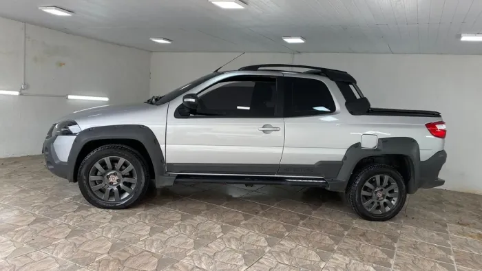 Fiat Strada Adventure1.8/ 1.8 Locker Flex CD 2020