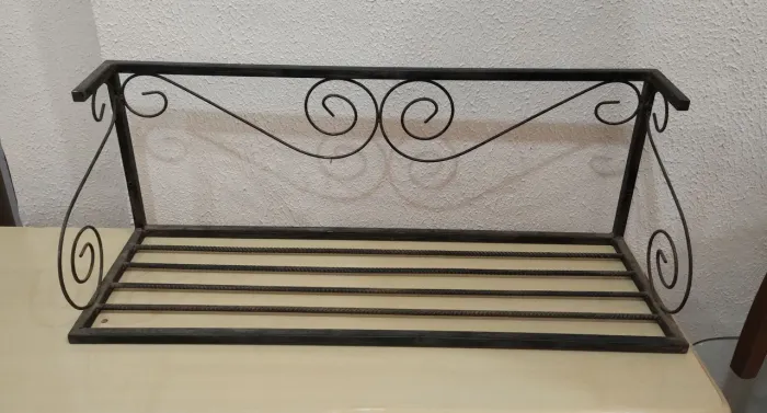 Suporte de ferro de parede 80 x 26