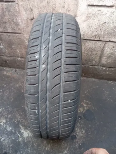 Pneu 175/65R14 Pirelli Semi novo Oportunidade única (01 Unidade)