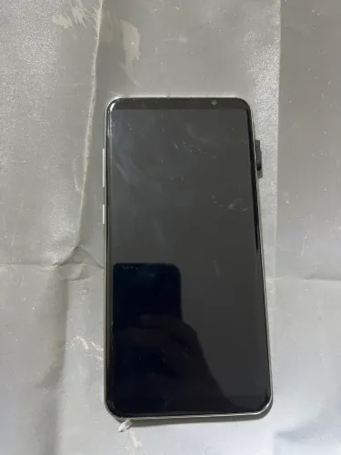 Celular com defeito, não liga