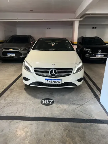 Mercedes-Benz Classe A 200 1.6 TB 16V Urban 156cv Aut. 2014