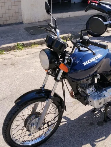 Fan 125 ano 2005 único dono ótimo estado nunca utilizado pra trabalhar