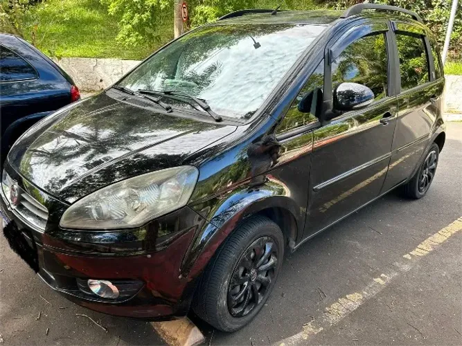 Fiat Idea Attractive 1.4 Fire Flex 8V 5P 2013