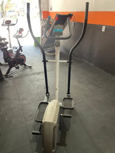 Vende-se Elíptico