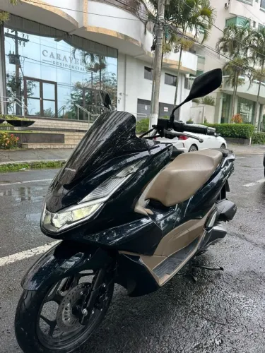 VENDO PCX DLX 160 2025