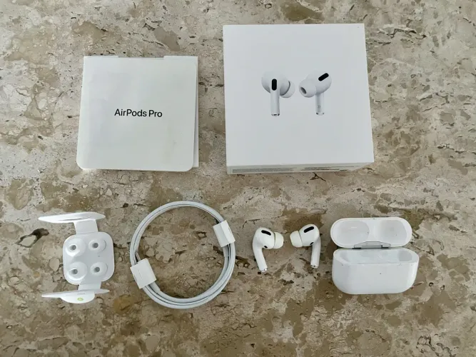 Apple AirPods Pro com Noise Cancel - ORIGINAL - igual a novo