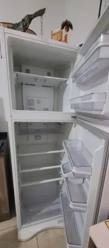 Geladeira electrolux