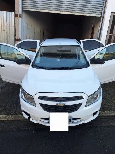 Chevrolet Onix JOY Hatch 1.0 8V Flex Mec. 4P 2018