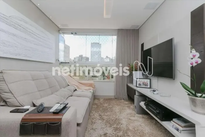 Apartamento 2 Quartos com Suíte e 2 Vagas à Venda no Luxemburgo
