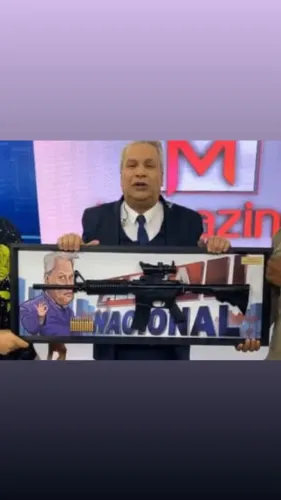 Quadro decorativo resina tamanho real