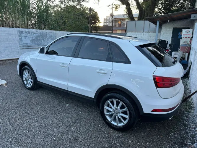 Audi Q3 1.4 TFSI/TFSI Flex S-tronic 5P 2016