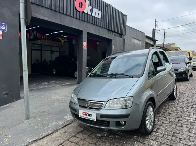 Fiat Idea ELX 1.4 MPI Fire Flex 8V 5P 2010