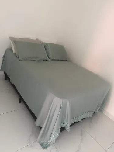 Vendo cama casal