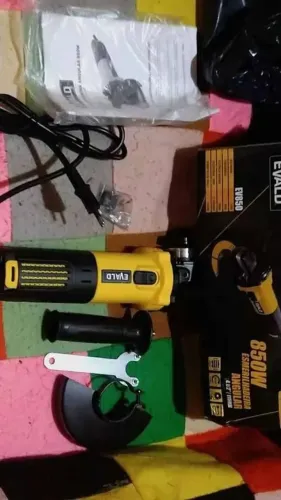 Lixadeira 850w Nova na caixa