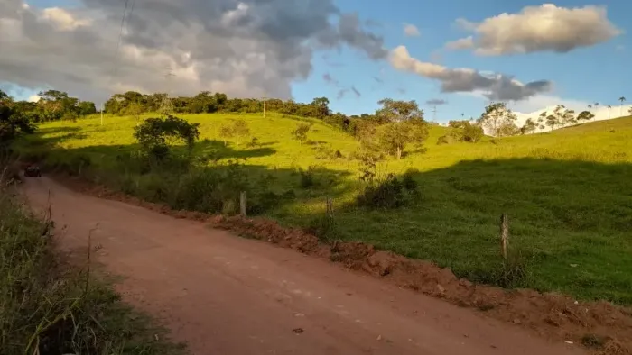 CHÁCARA DE 1 ALQUEIRE EM ITAUÇU-GO