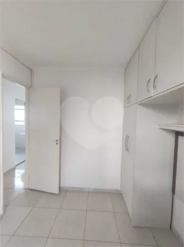 Apartamento à venda com 2 quartos no condomínio Residencial Parque das Flores, Osasco - SP