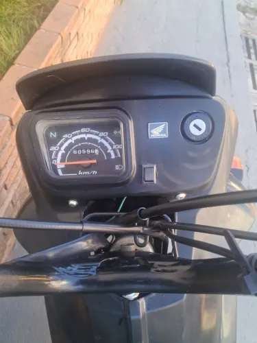 Honda pop 100 2014
