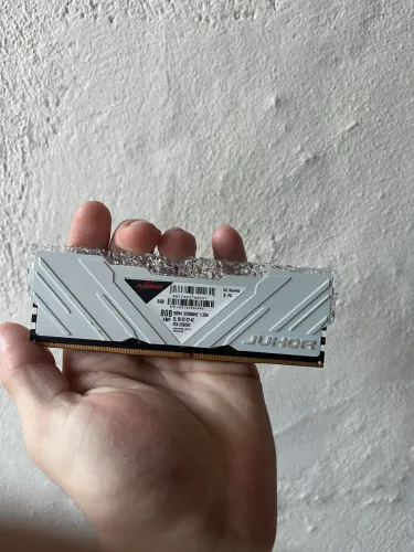 8GB JUHOR RGB 3200mah