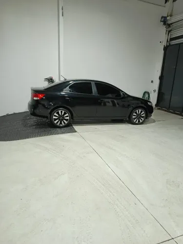 Kia Motors Cerato 1.6 16V Mec. 2011