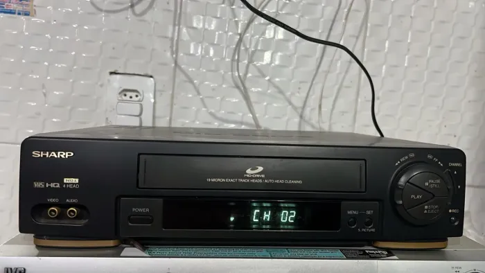 Video cassete Sharp VC 1694B