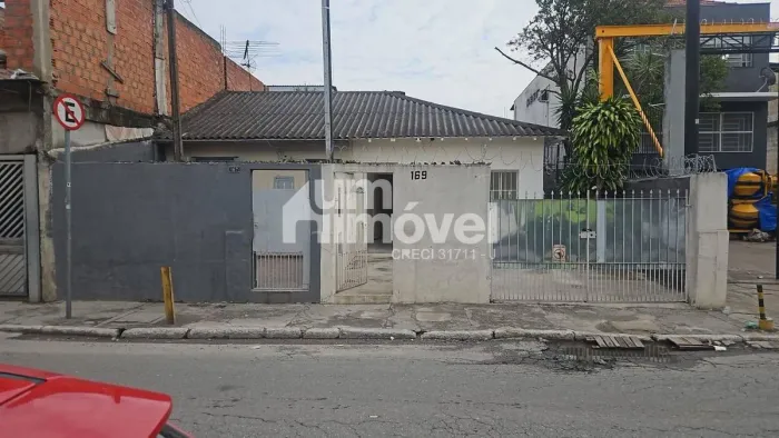 OPORTUNIDADE - VENDA OU ALUGA - CASA TERREA OTIMA LOCALIZAÇÃO NO BAIRRO SOCORRO