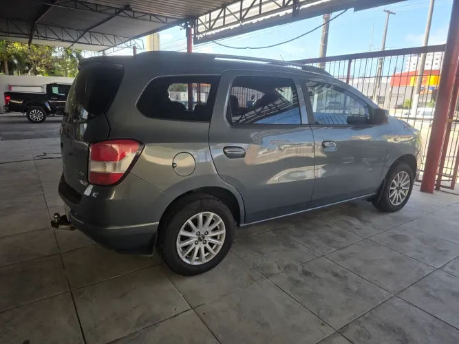 Chevrolet Spin LTZ 1.8 8V Econo.flex 5P Aut. 2013