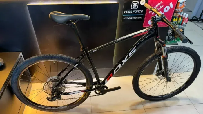 Super lançamento Oggi OXS Glide 900 12V freio a disco hidraulico 21x sem juros no cartão