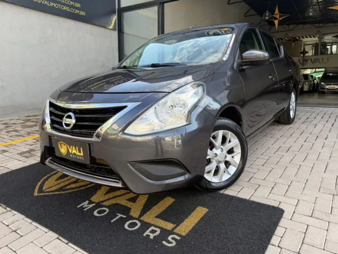 Nissan Versa SV 1.6 16V Flex Fuel 4P Mec. 2017