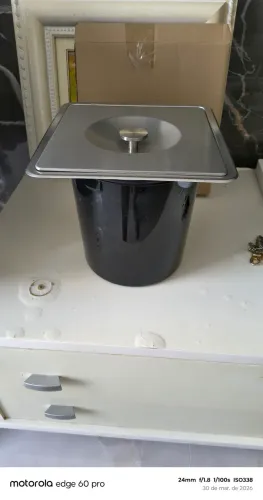Lixeira de embutir inox Docol