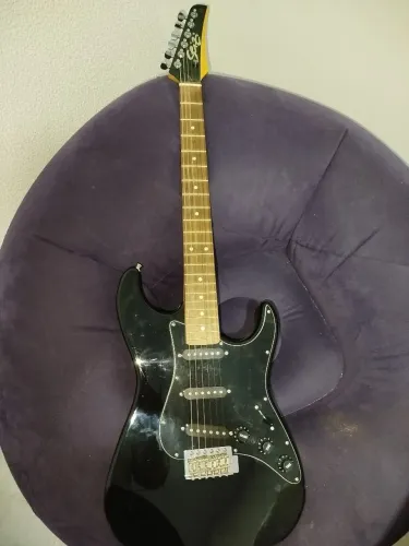 Guitarra seizi vision sss usada 