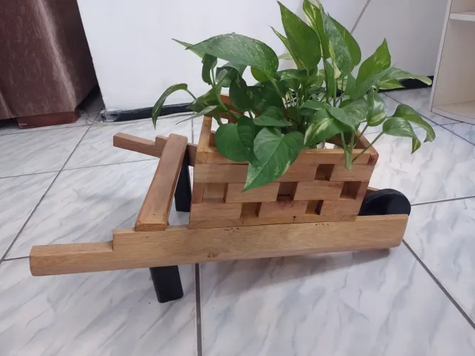 Carrinho suporte para plantas ou decoração