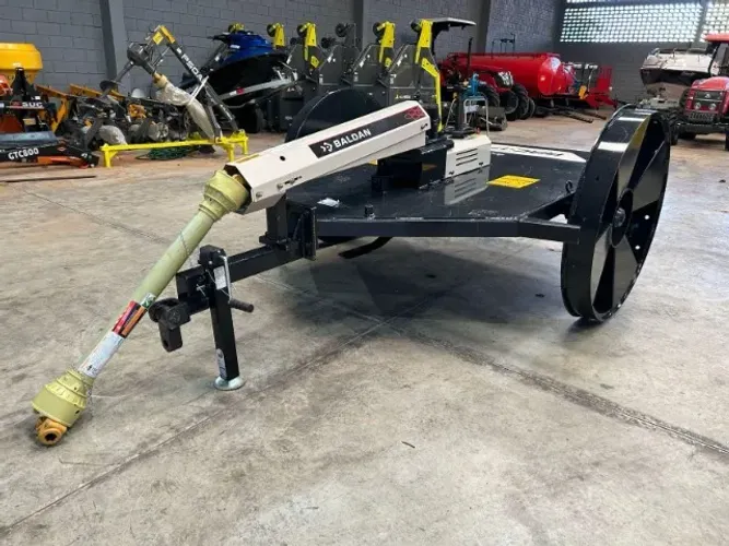 Roçadeira de Arrasto RACD 1700 cardan | Baldan | Nova