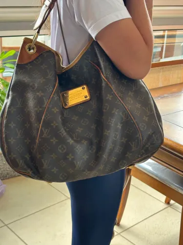 Bolsa Louis vuitton galliera GM