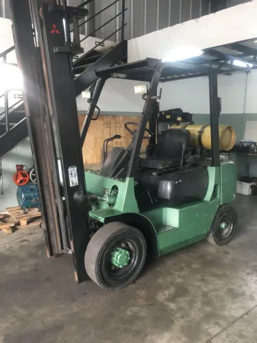 Empilhadeira Mitsubishi FG25