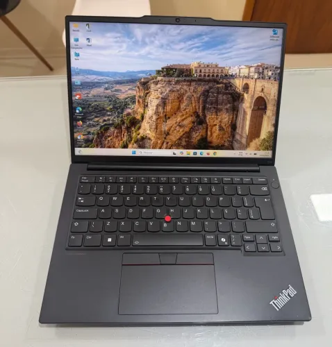 Notebook Thinkpad Ryzen7, 16gb Memória DDR5,SSD512gb,Teclado Retroiluminado, Tela14 GAME
