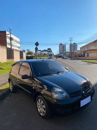 Renault Clio Hi-flex 1.0 16V 3P 2011