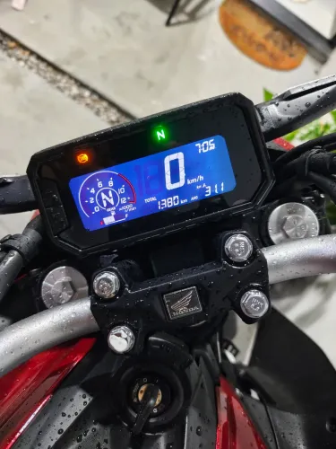 VENDO CB300F TWISTER IMPECÁVEL!!!