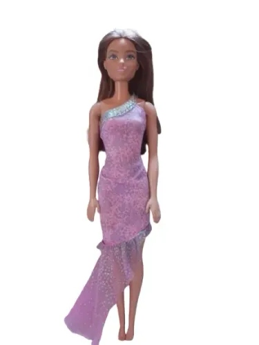 Boneca estilo Barbie - Usada, em ótimo estado