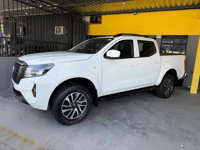 Nissan Frontier S CD 4X4 2.3 TB Diesel Mec. 2023