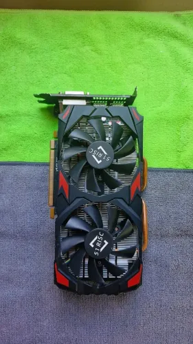 RX 580 8GB 51risc -- Testada e pronta para uso