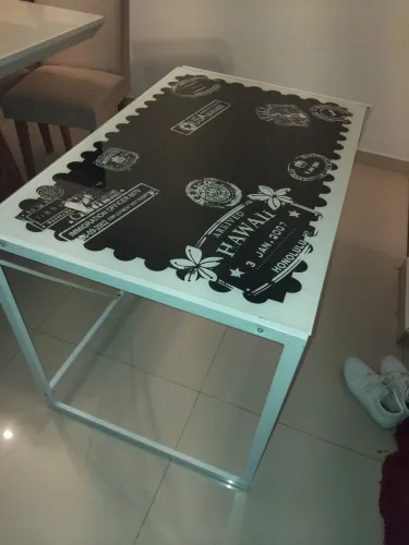 MESA CUSTOMIZADA vidro e metal